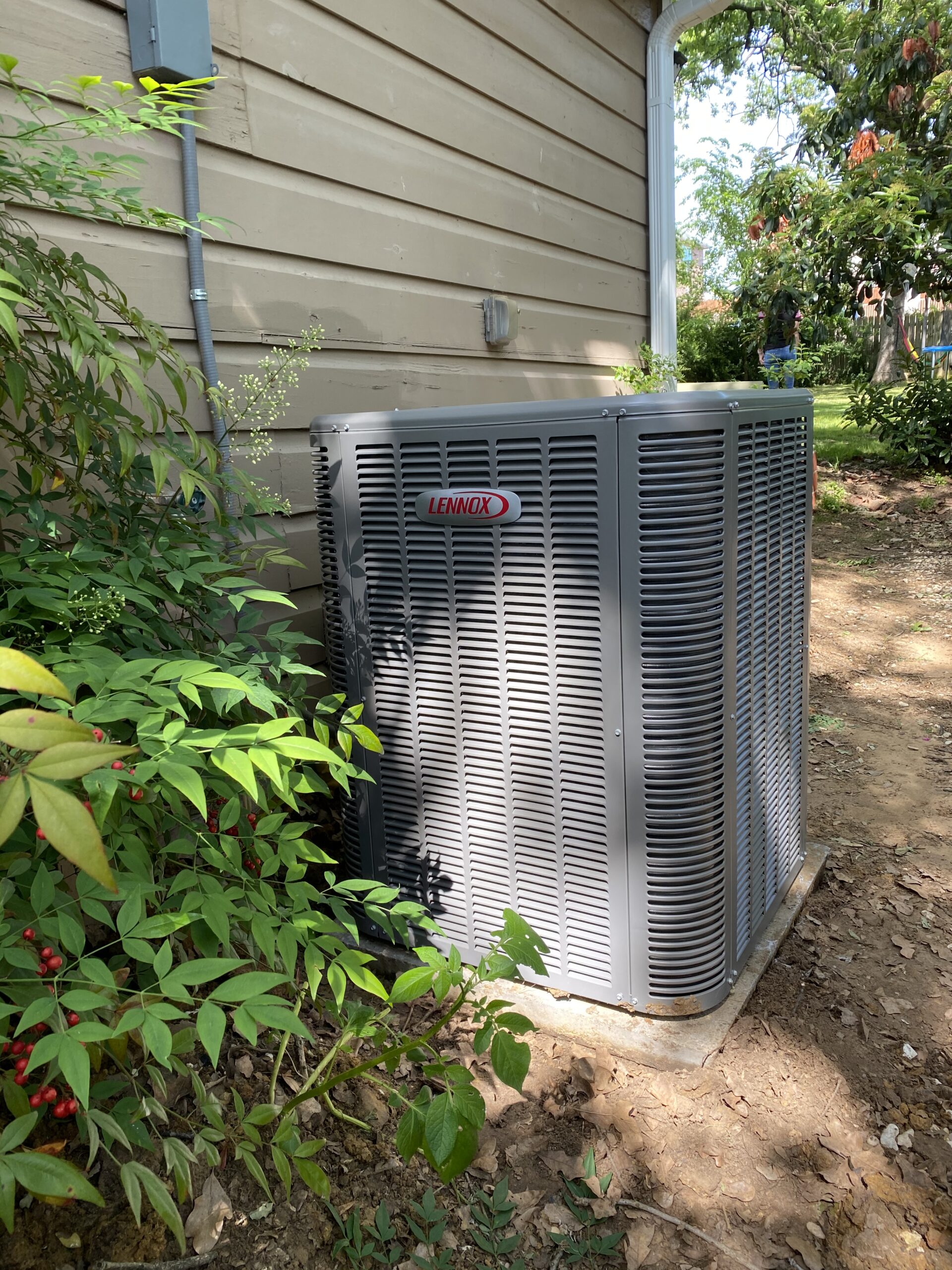 Installation of an Air Conditioning Unit Lennox at Denton Tx 76201