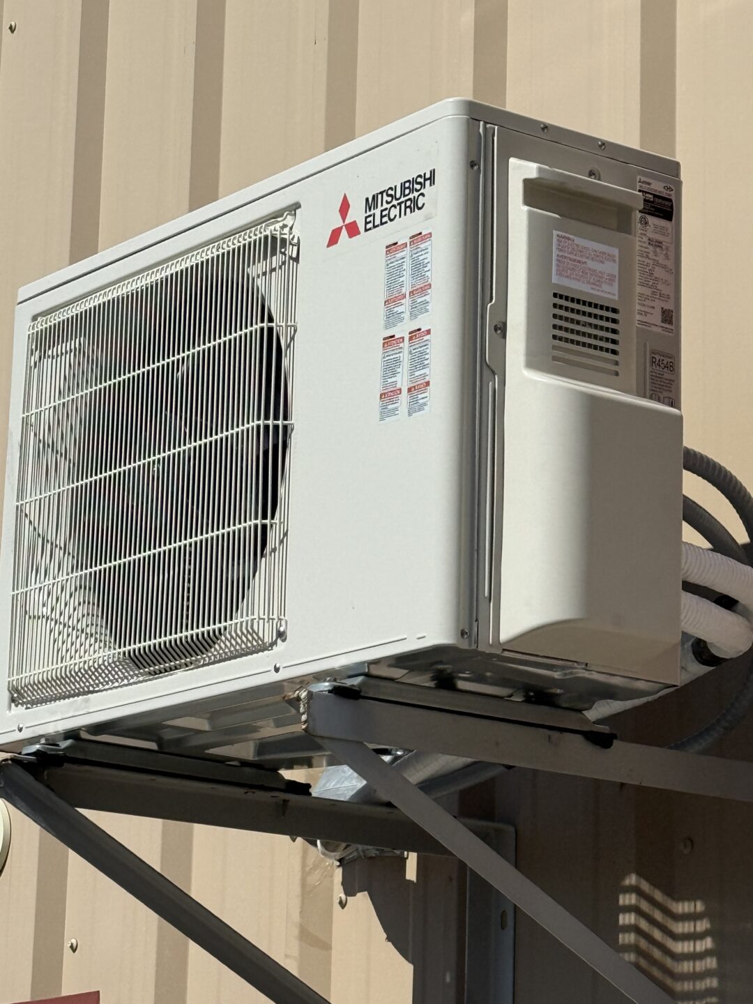 12,000 BTUs- Mitsubishi Electric- Ductless mini-split system- Dallas, TX 76229